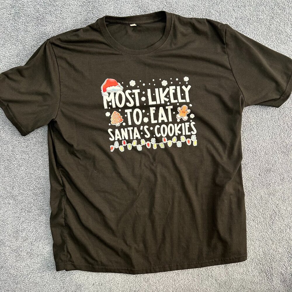 Christmas Themed Tee Shirt ~ Size XL ~ NEW